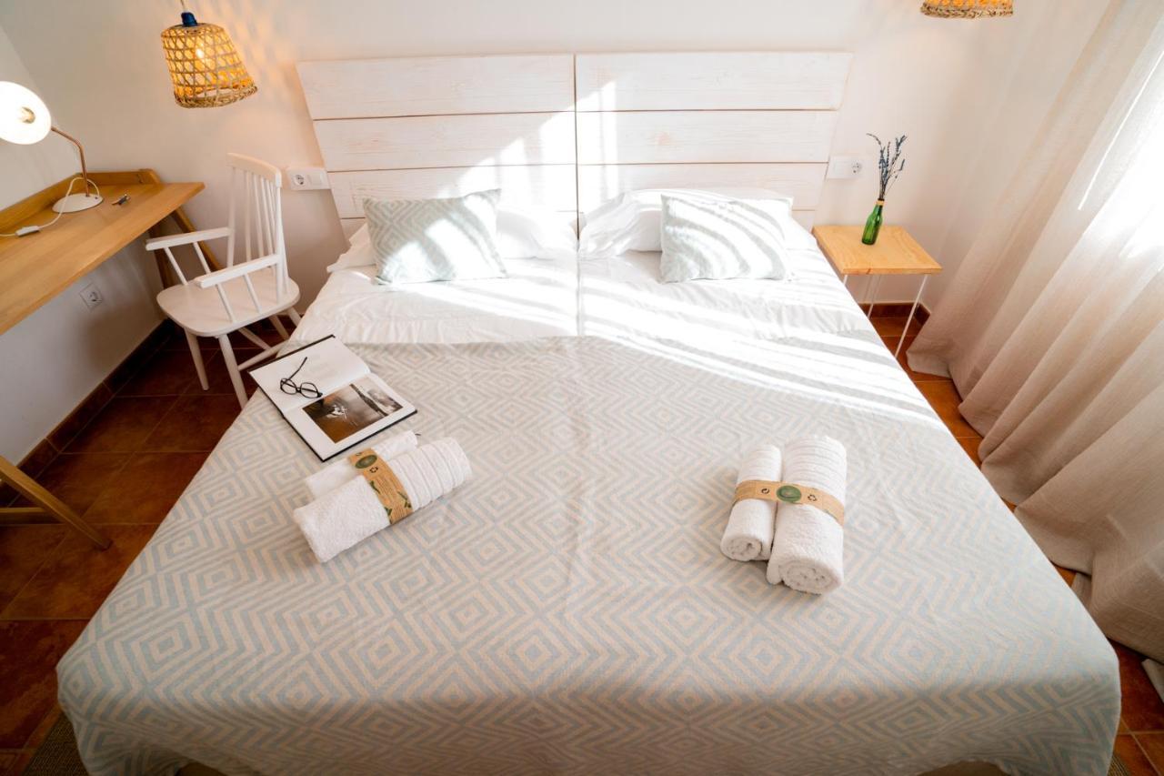 Hostal Sa Posada Set Cales Ciutadella  Exterior photo